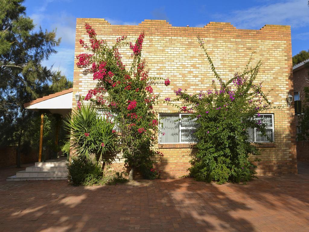 Sundune Guest House Colchester Exterior photo